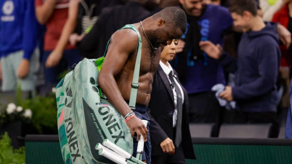 Tiafoe tendrá que pagar 120.000$ de multa por su comportamiento en Shanghai. Foto: Getty