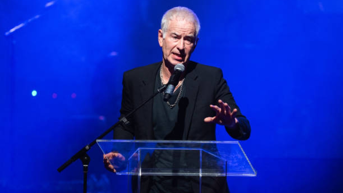 John McEnroe se pronuncia sobre los casos de dopaje de Sinner y Swiatek. Foto: Getty