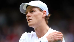 Sinner admite cuál es el mayor problema de debutar en Wimbledon: "Todos luchamos con eso”